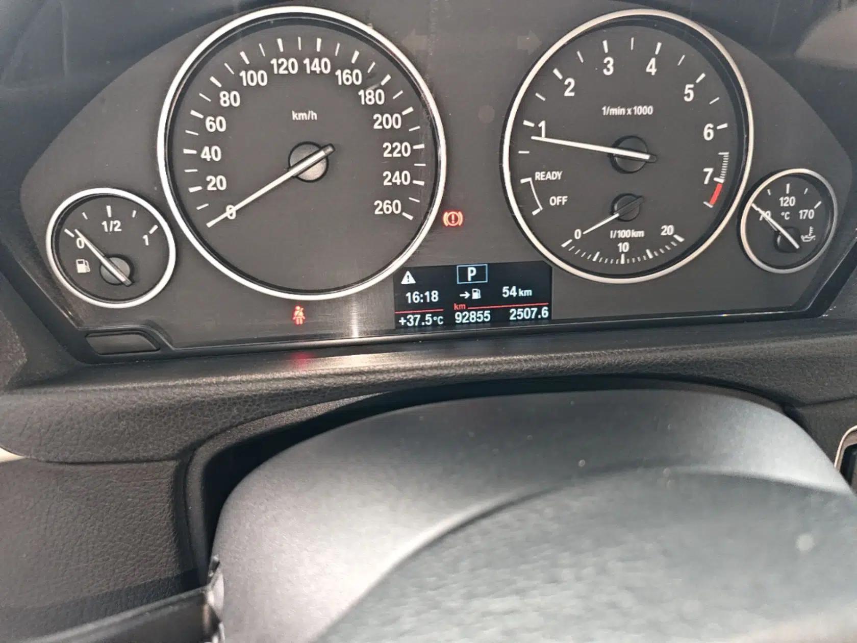 BMW 3 Series 2016 320Li Ambition Model — миниатюра 14