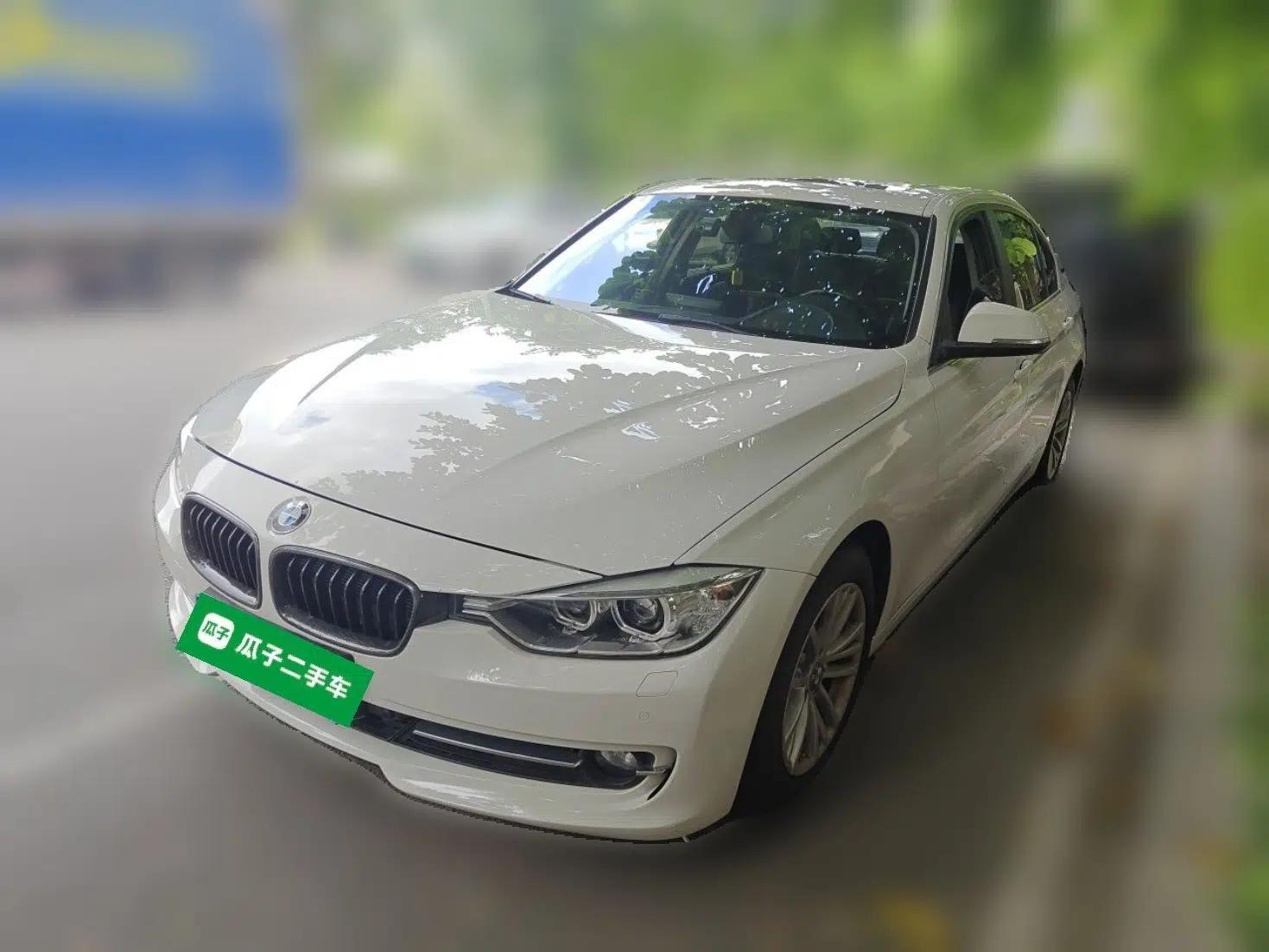 BMW 3 Series 2015 316Li Fashion Model — миниатюра 1