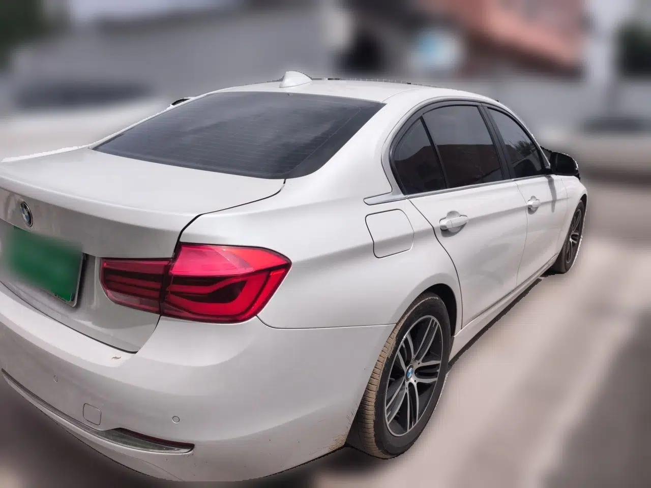 BMW 3 Series 2016 320Li Ambition Model — миниатюра 6