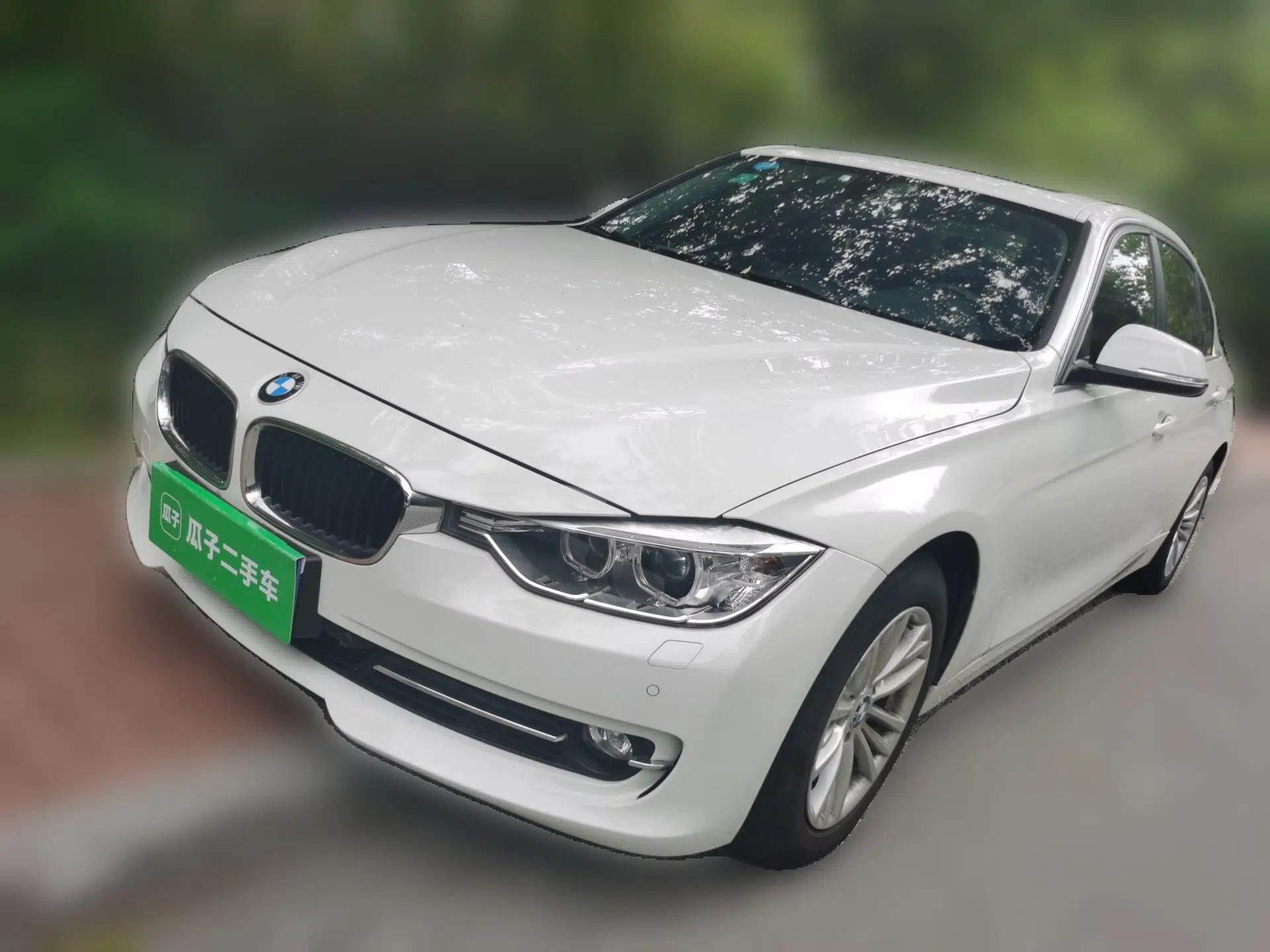BMW 3 Series 2015 316Li Fashion Model — миниатюра 1