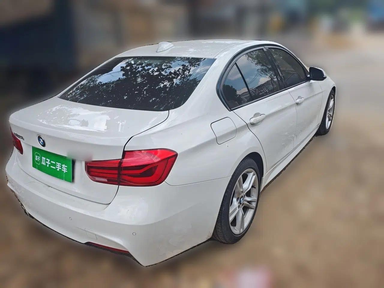 BMW 3 Series 2018 320i M Sport Package — миниатюра 6