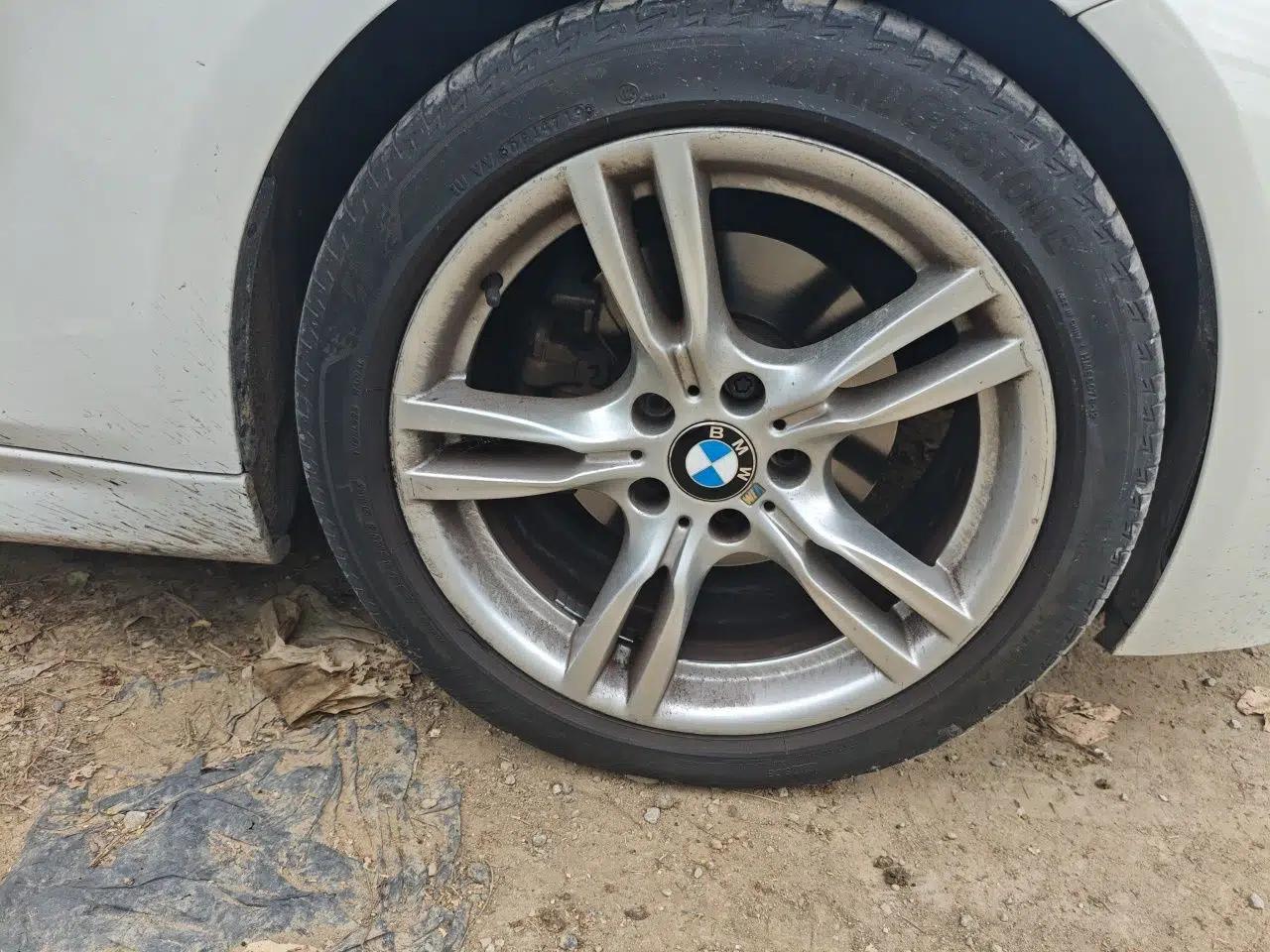BMW 3 Series 2018 320i M Sport Package — миниатюра 8