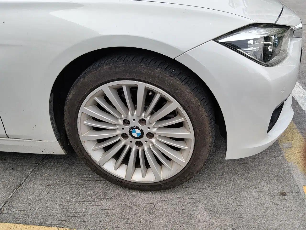 BMW 3 Series 2018 320Li Fashion Model — миниатюра 8
