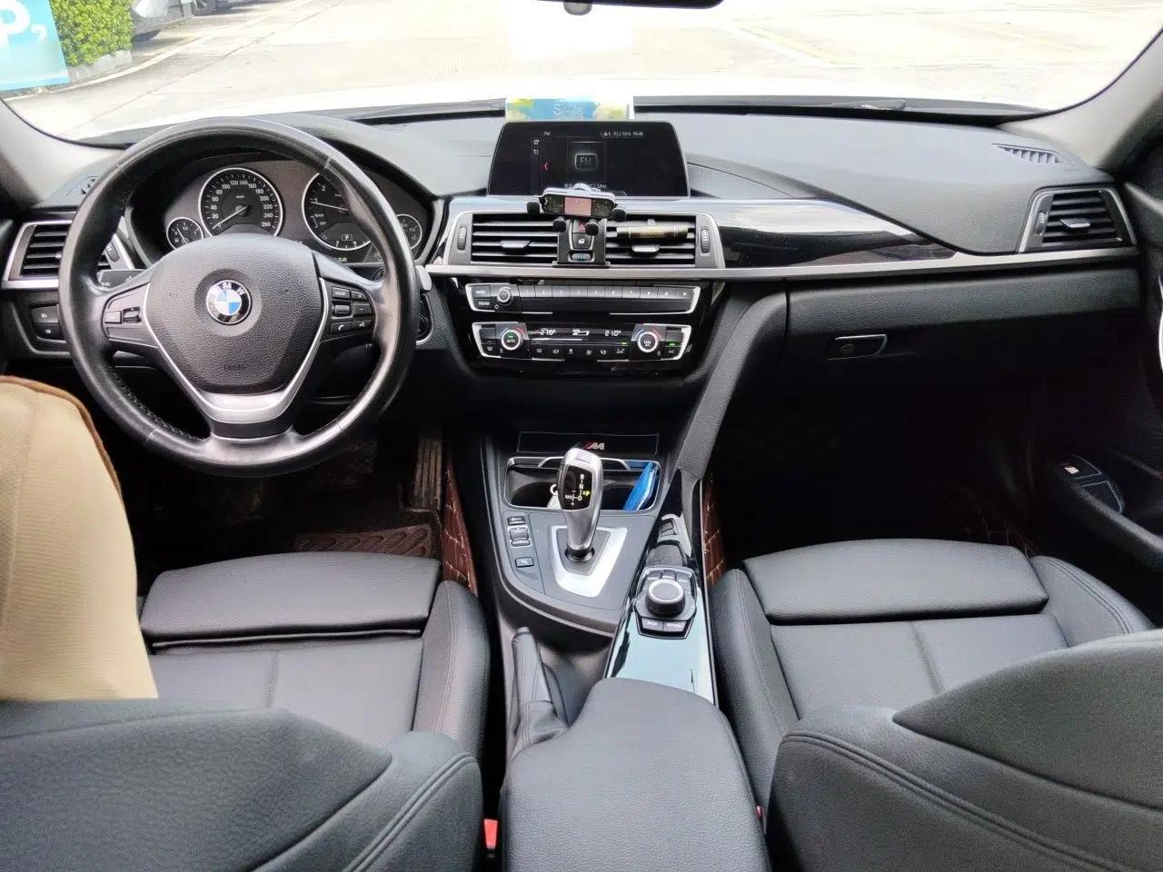 BMW 3 Series 2018 320Li Fashion Model — миниатюра 9