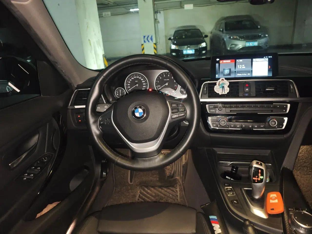 BMW 3 Series 2019 320Li Fashion Model — миниатюра 10