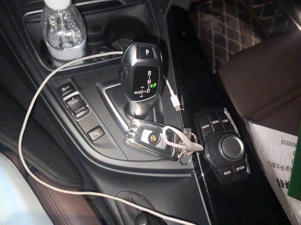 BMW 3 Series 2018 320Li Fashion Model — миниатюра 14