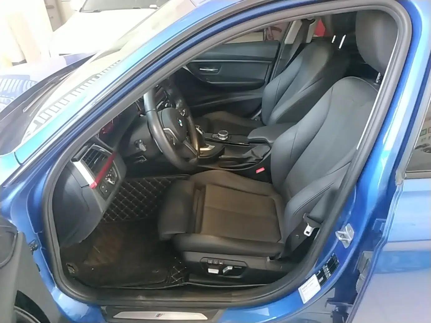 BMW 3 Series 2018 320Li Leading Model M Sport Package — миниатюра 17