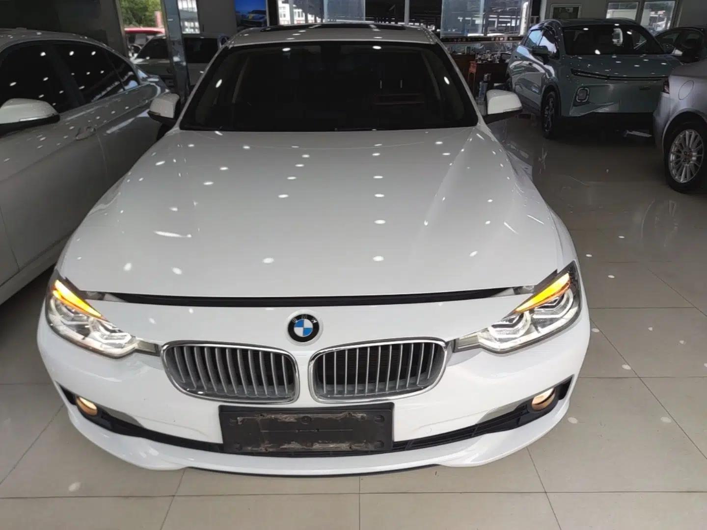 BMW 3 Series 2018 320Li Fashion Model — миниатюра 2