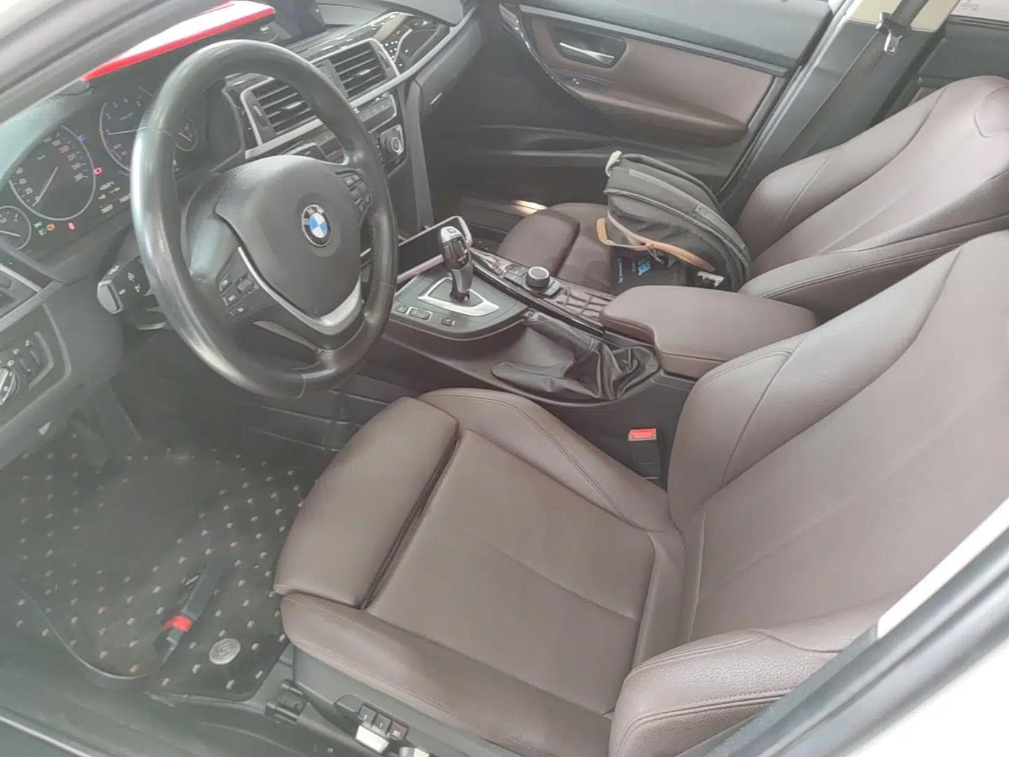 BMW 3 Series 2018 320Li Fashion Model — миниатюра 22