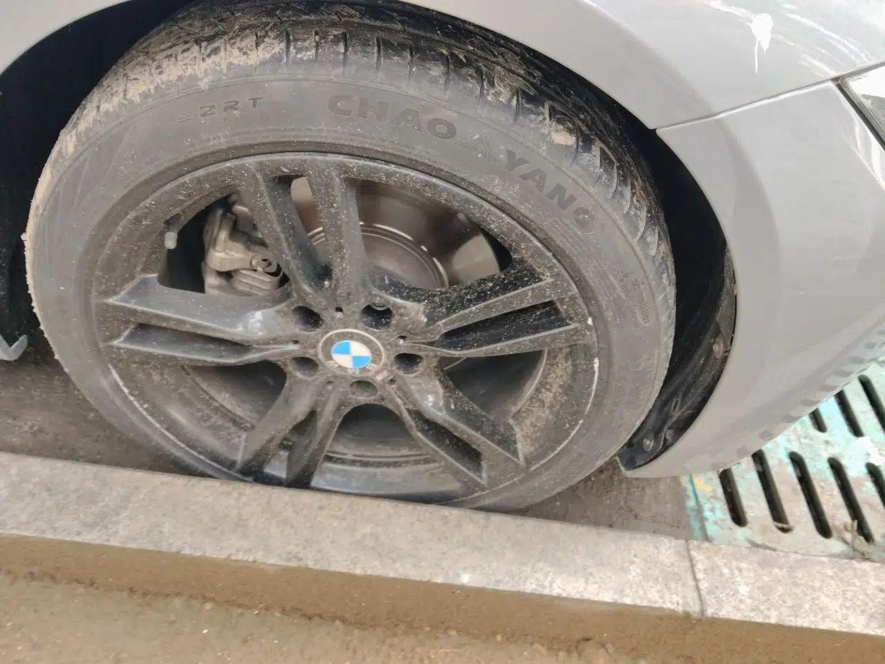BMW 3 Series 2017 320i M Sport — миниатюра 8