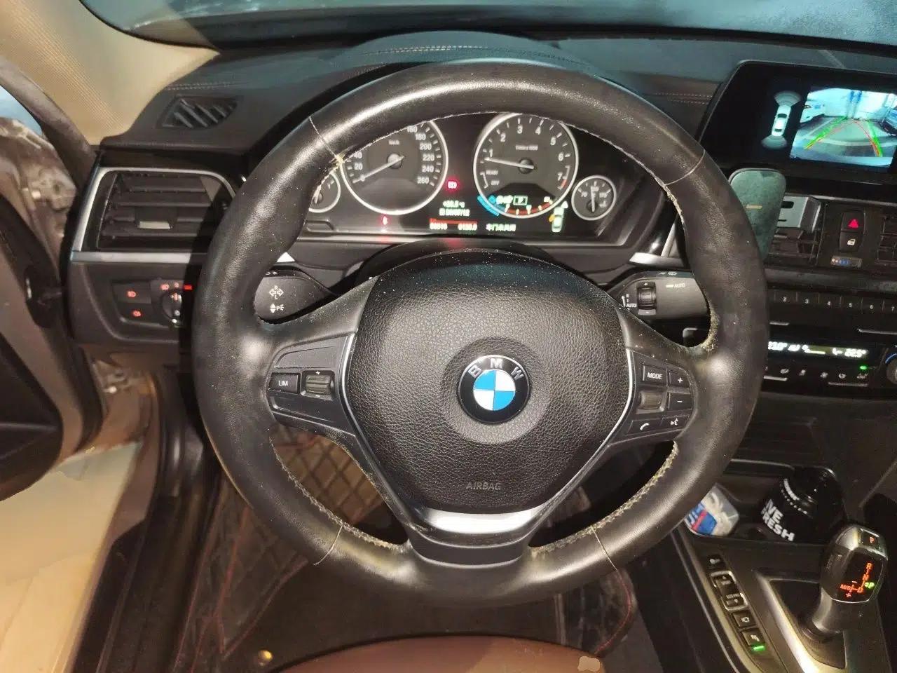 BMW 3 Series 2018 320Li xDrive Fashion Model — миниатюра 10