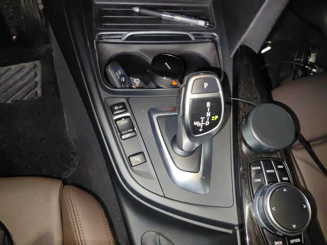BMW 3 Series 2019 320Li M Sport Night Edition — миниатюра 14