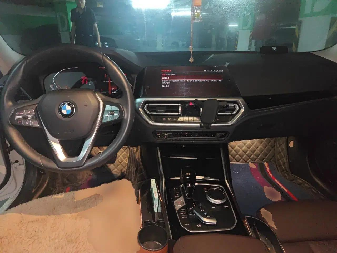 BMW 3 Series 2022 Updated 320i Sport Package — миниатюра 9