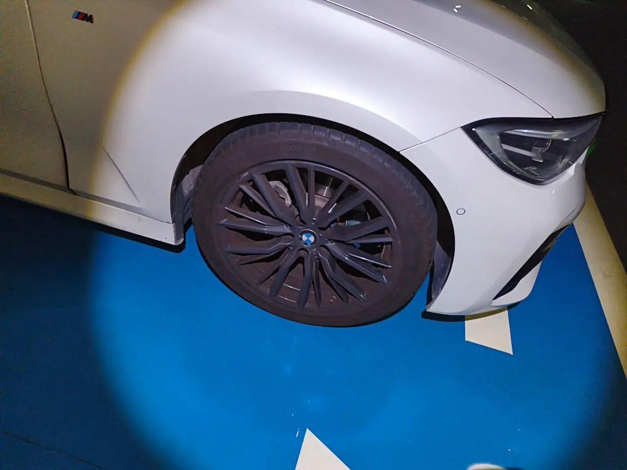 BMW 3 Series 2022 325Li M Sport Night Edition Package — миниатюра 8