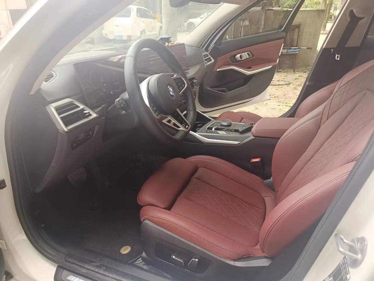 BMW 3 Series 2025 325i M Sport Package — миниатюра 15