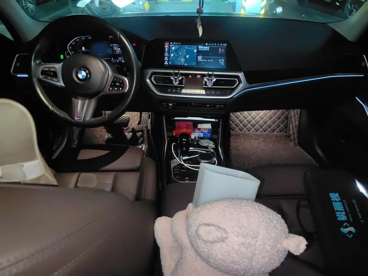 BMW 3 Series 2020 Restyled 325Li M Sport Package — миниатюра 9