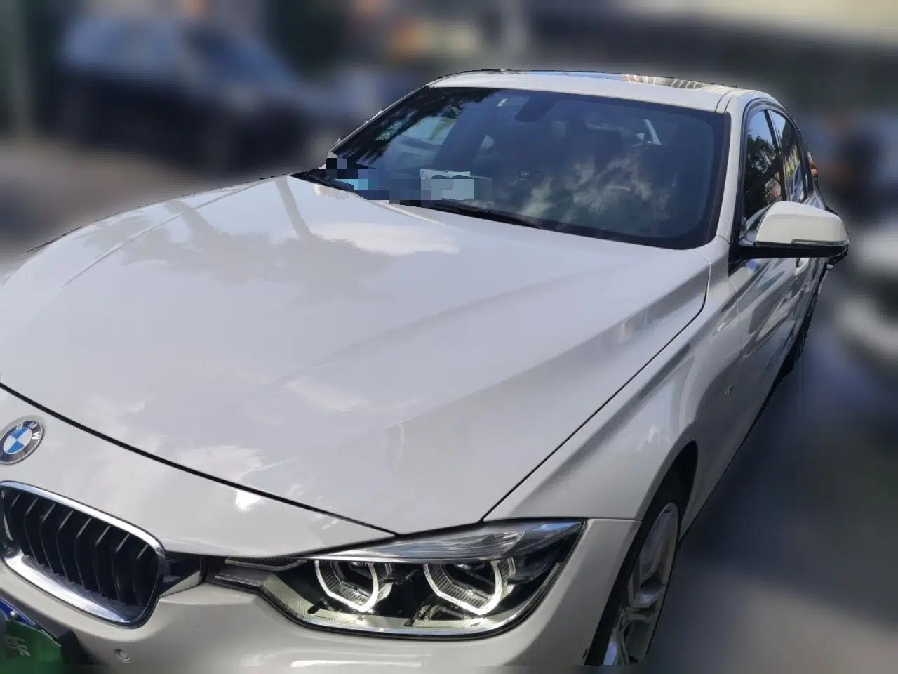 BMW 3 Series 2018 320i M Sport Package — миниатюра 1