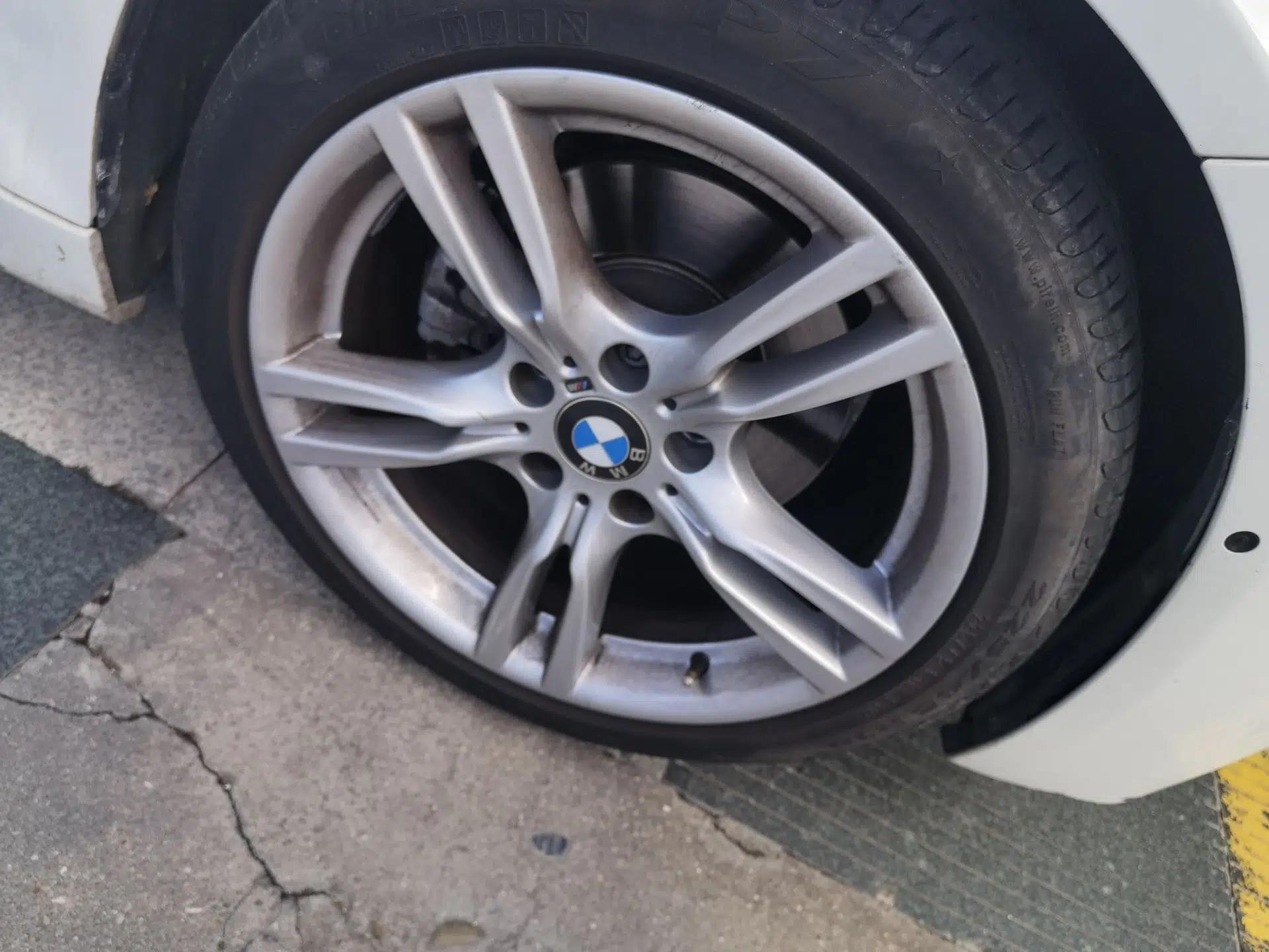 BMW 3 Series 2018 320i M Sport Package — миниатюра 8
