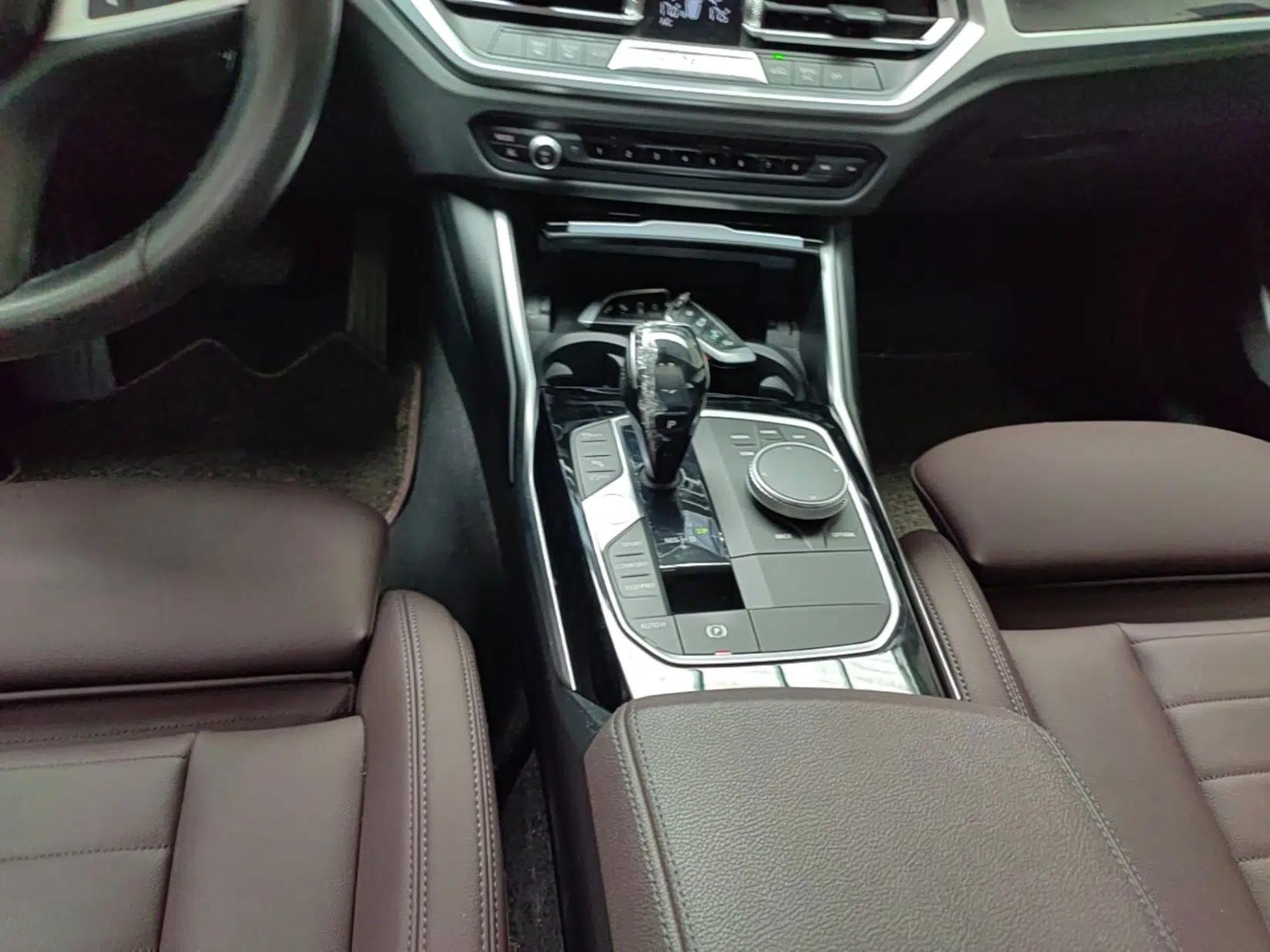 BMW 3 Series 2020 320Li M Sport Package — миниатюра 16