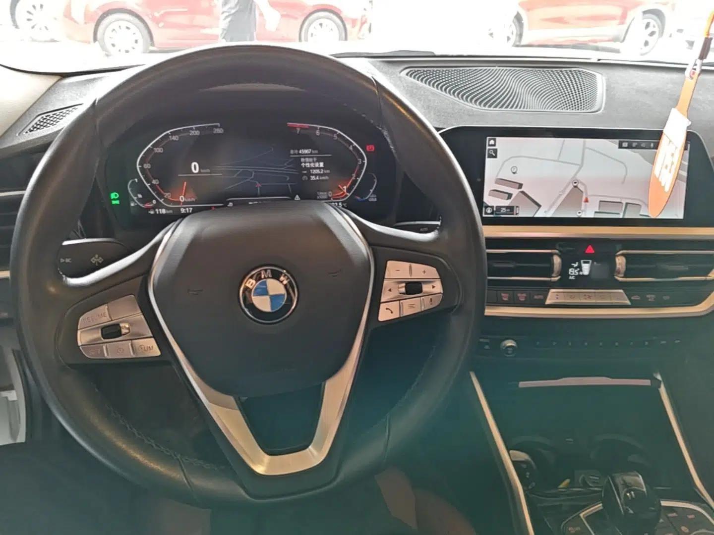 BMW 3 Series 2022 320i Sport Package — миниатюра 12