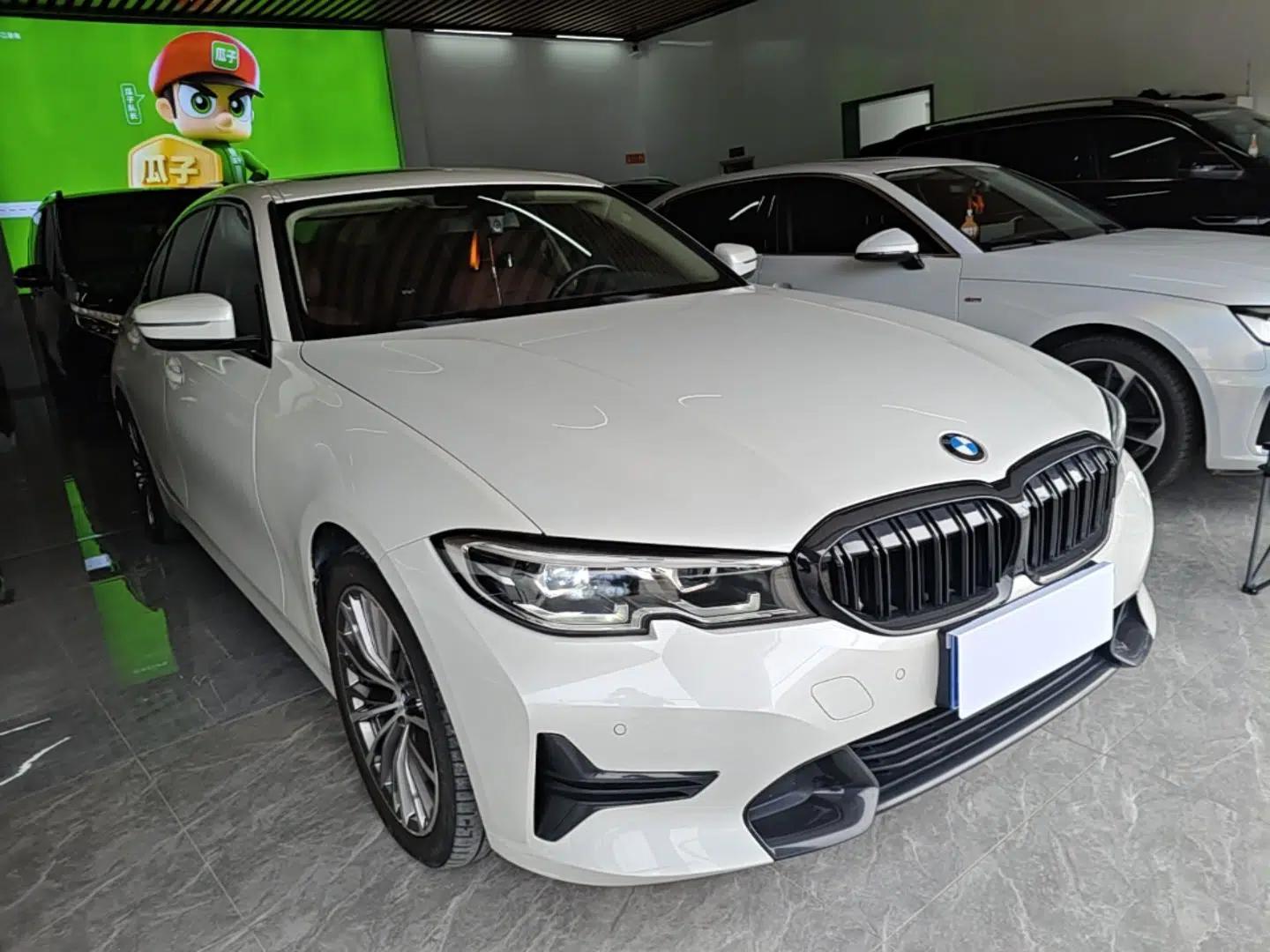 BMW 3 Series 2022 320i Sport Package — миниатюра 3
