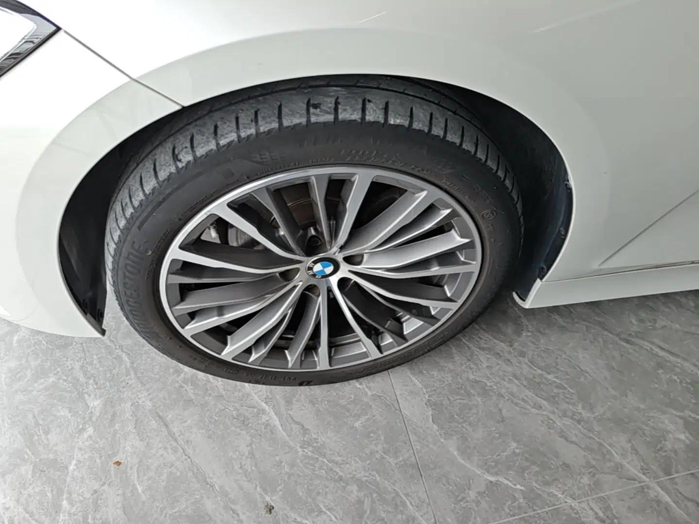 BMW 3 Series 2022 320i Sport Package — миниатюра 10