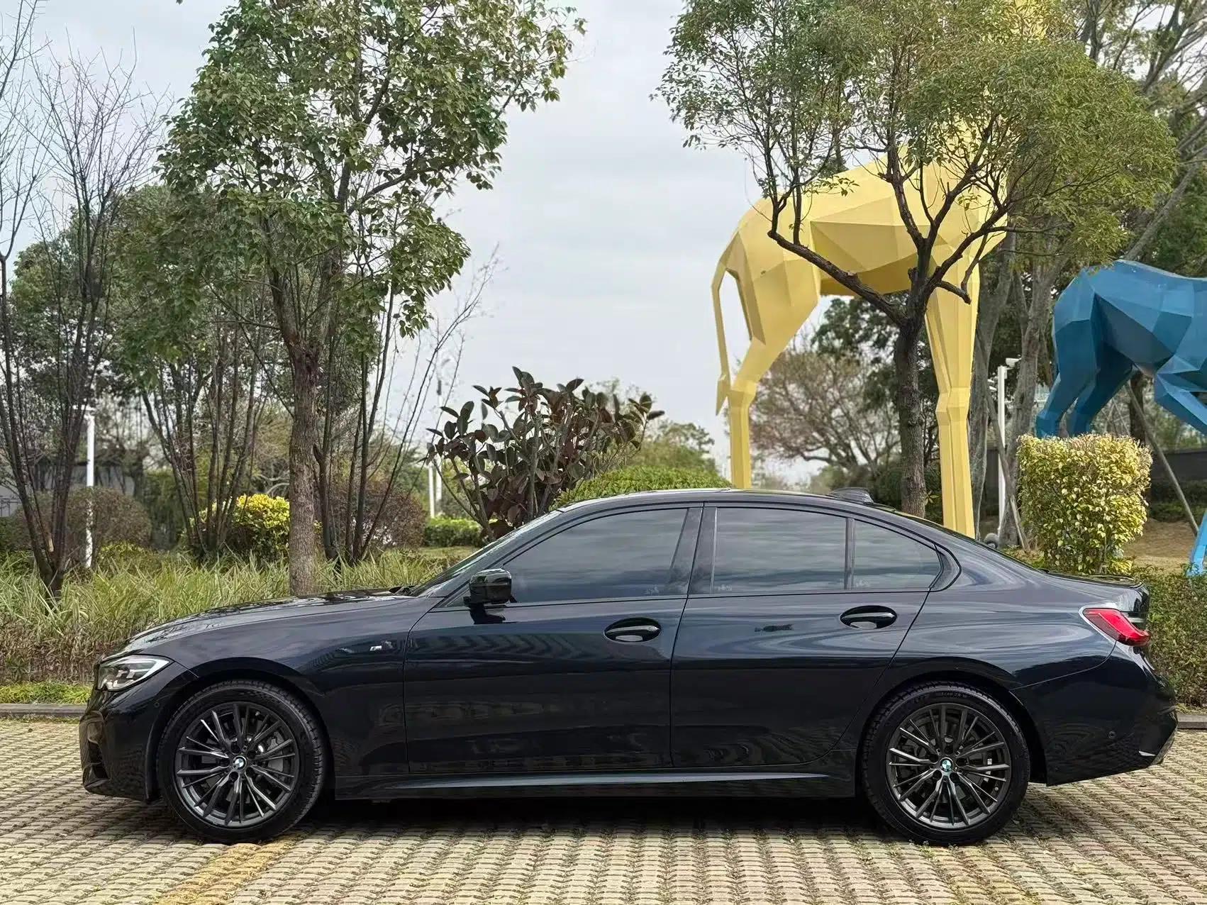 BMW 3 Series 2020 330i M Sport Night Edition — миниатюра 6