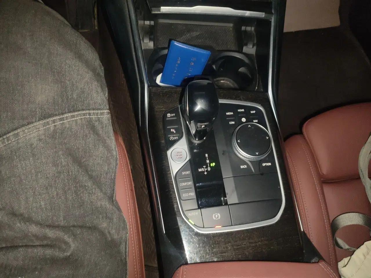 BMW 3 Series 2021 Second Facelift 325Li M Sport Package — миниатюра 14