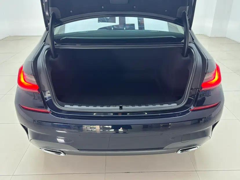 BMW 3 Series 2022 325Li M Sport Package — миниатюра 28