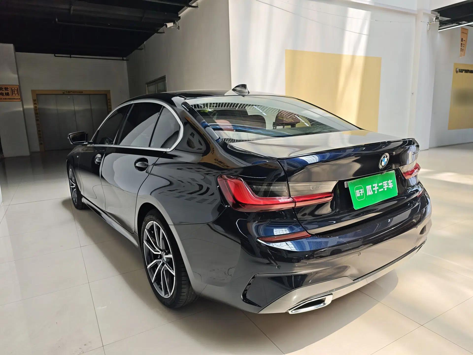 BMW 3 Series 2022 325Li M Sport Package — миниатюра 4