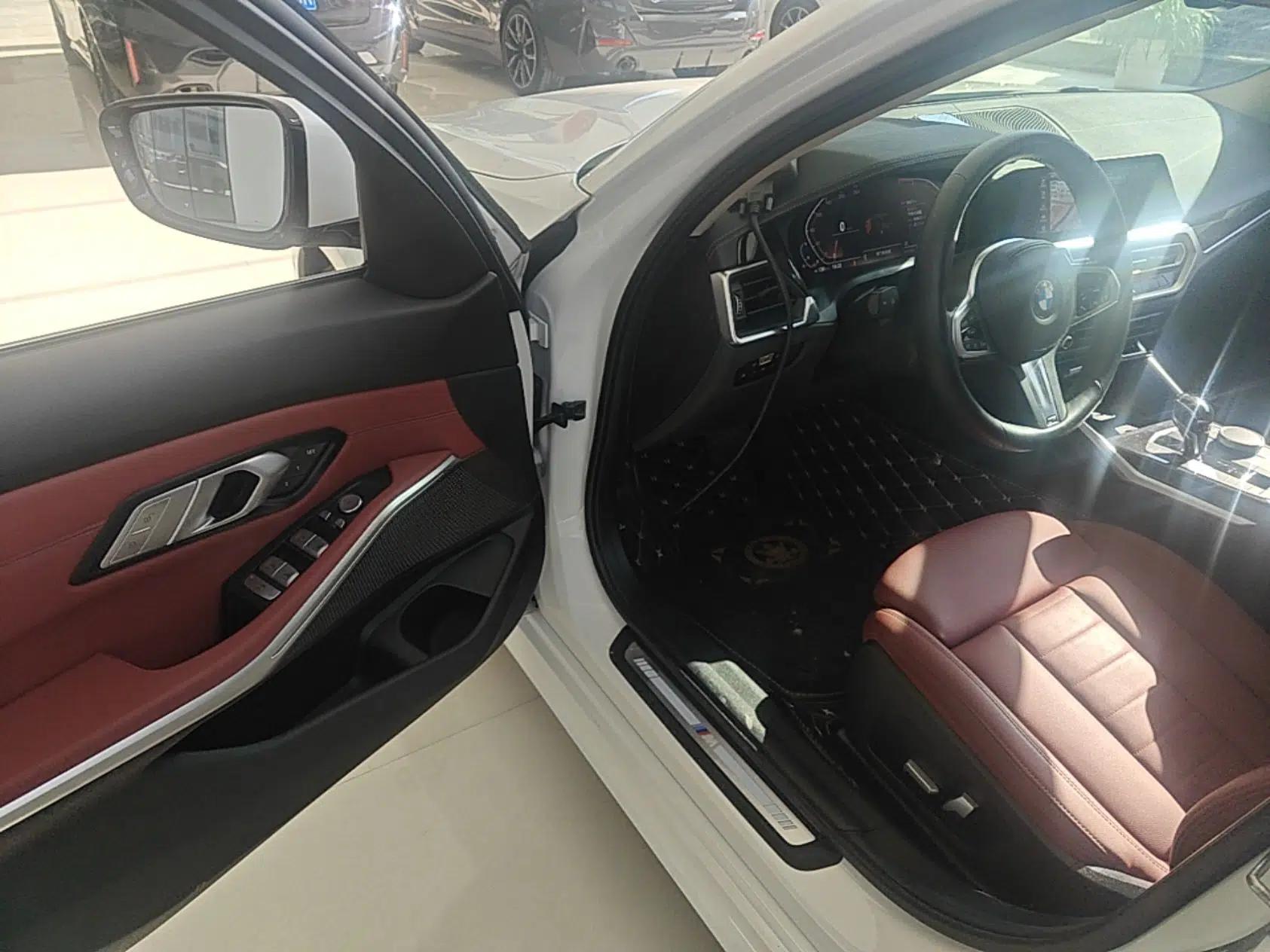 BMW 3 Series 2021 Second Facelift 325Li M Sport Package — миниатюра 18