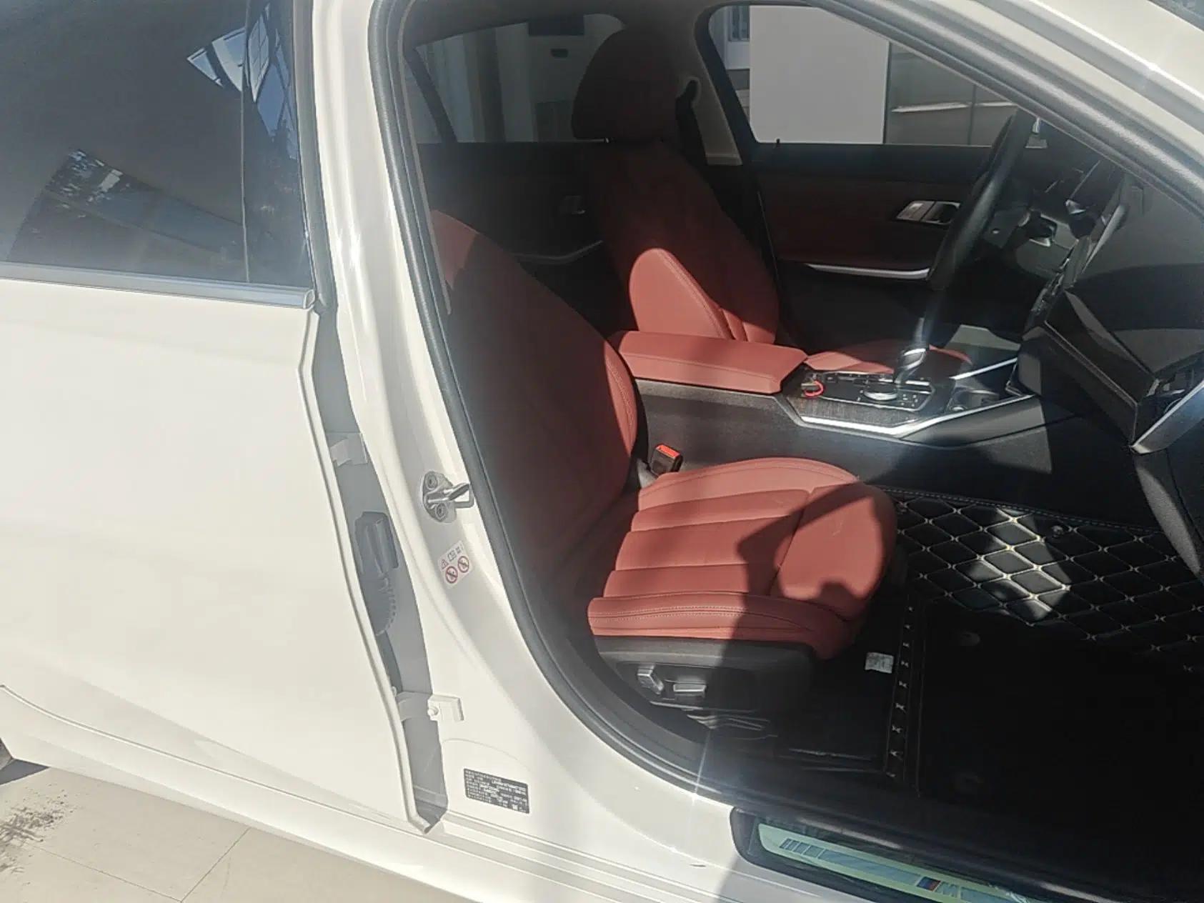 BMW 3 Series 2021 Second Facelift 325Li M Sport Package — миниатюра 19