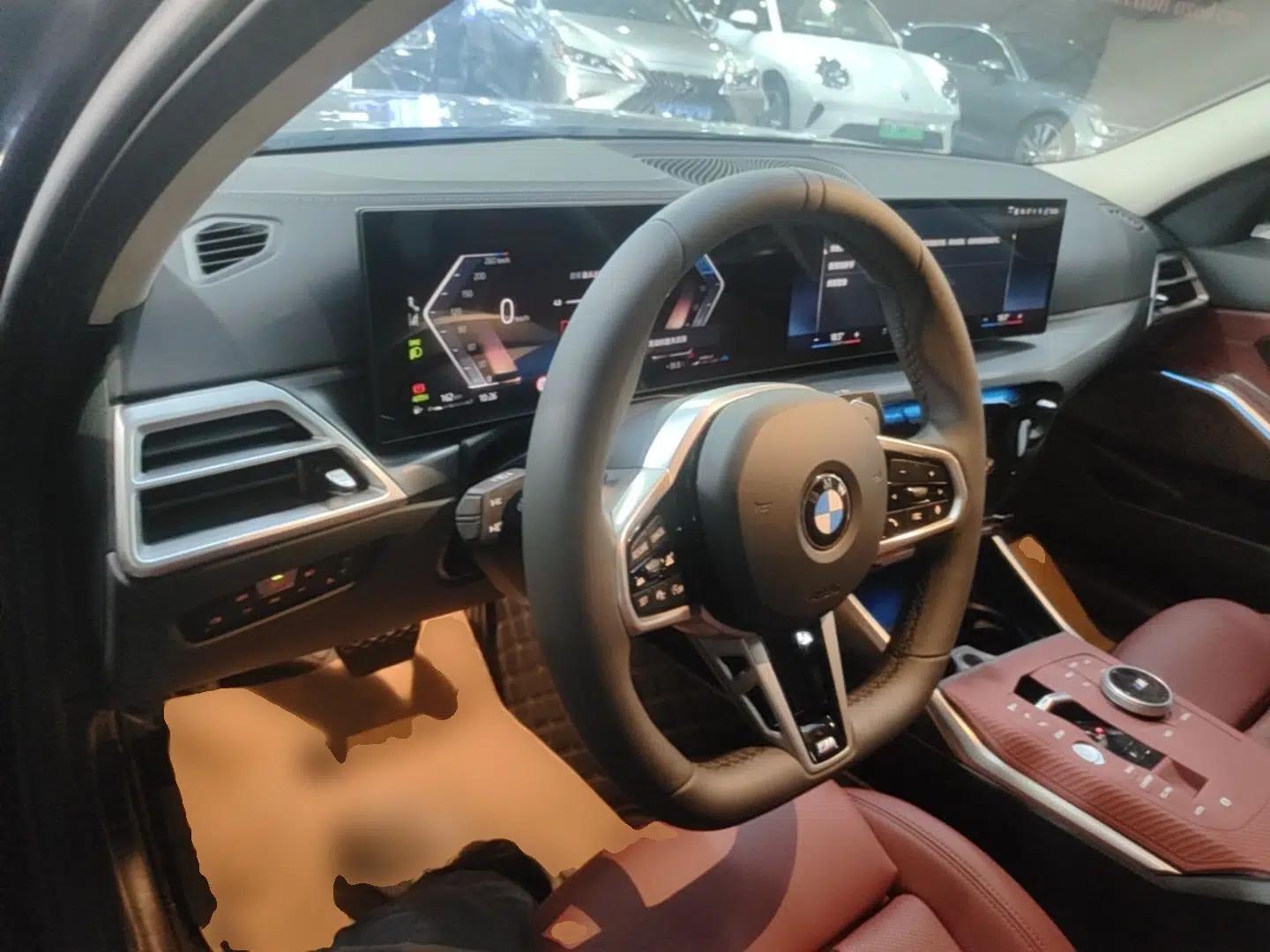 BMW 3 Series 2025 325Li M Sport Package — миниатюра 12