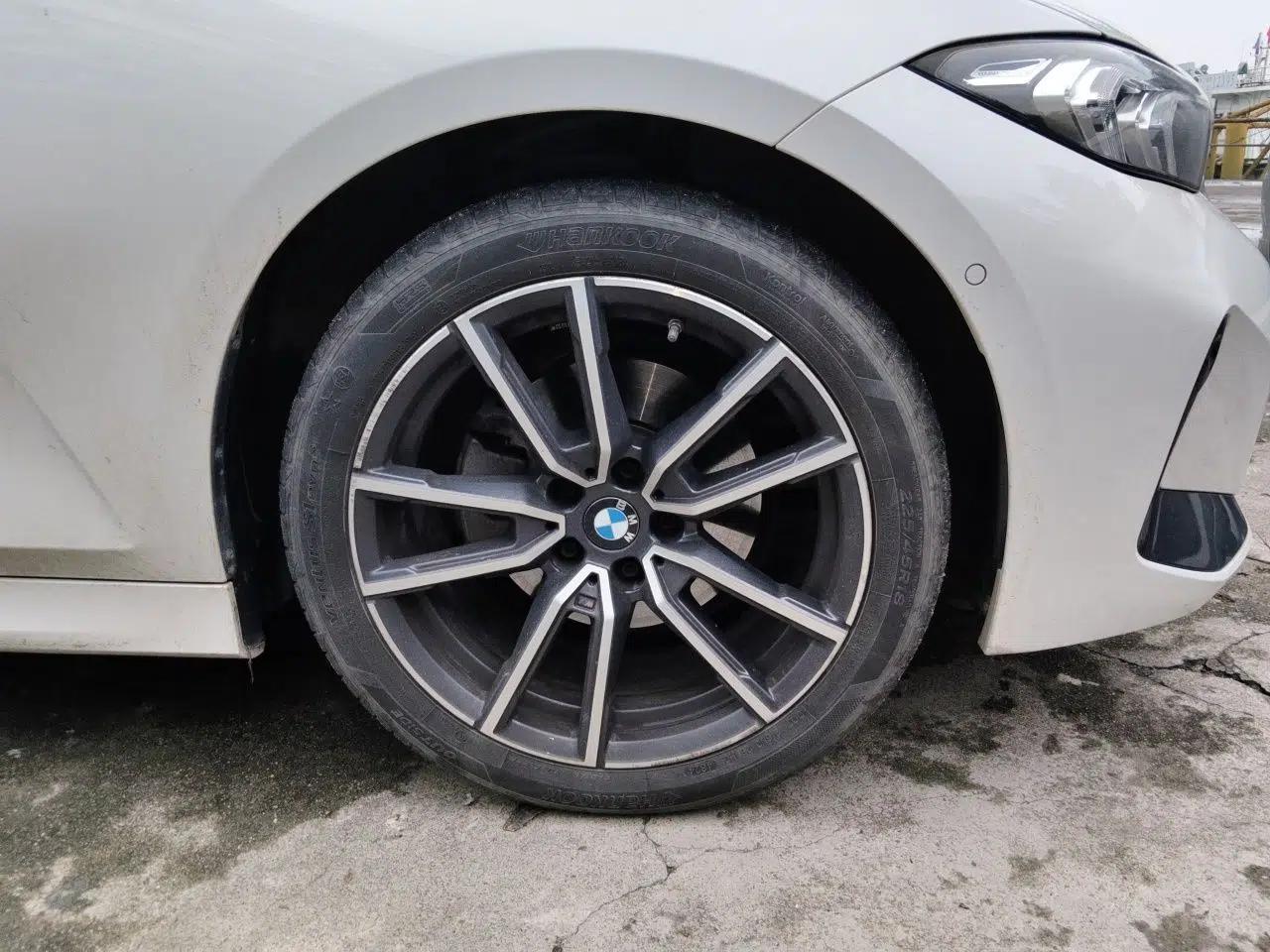 BMW 3 Series 2025 325Li M Sport Package — миниатюра 8