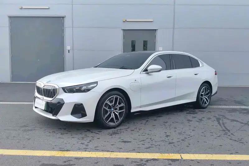 BMW i5 2025 eDrive40L M Sport Package — миниатюра 1