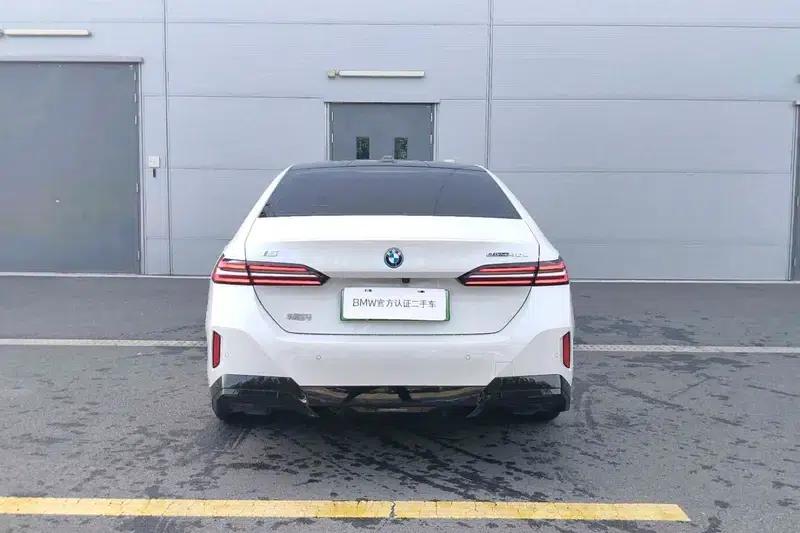 BMW i5 2025 eDrive40L M Sport Package — миниатюра 4