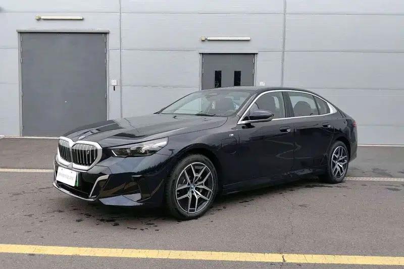 BMW i5 2025 eDrive35L M Sport Package — миниатюра 1