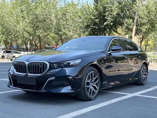 BMW i5 2025 eDrive40L M Sport Package