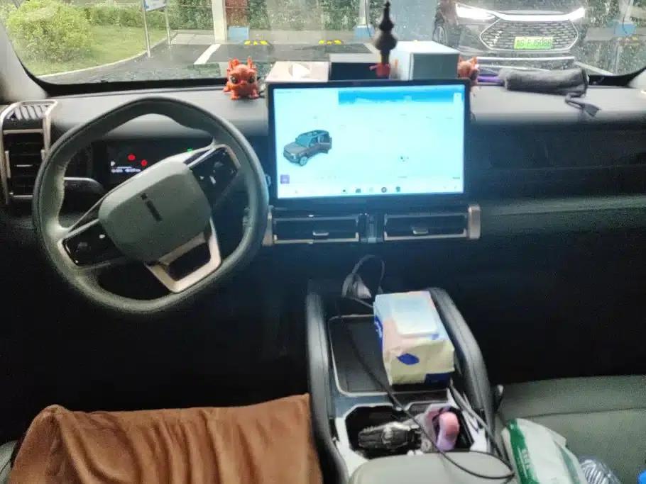 iCAR 03 2024 Model 501km 2WD Long Range Trend Edition — миниатюра 11