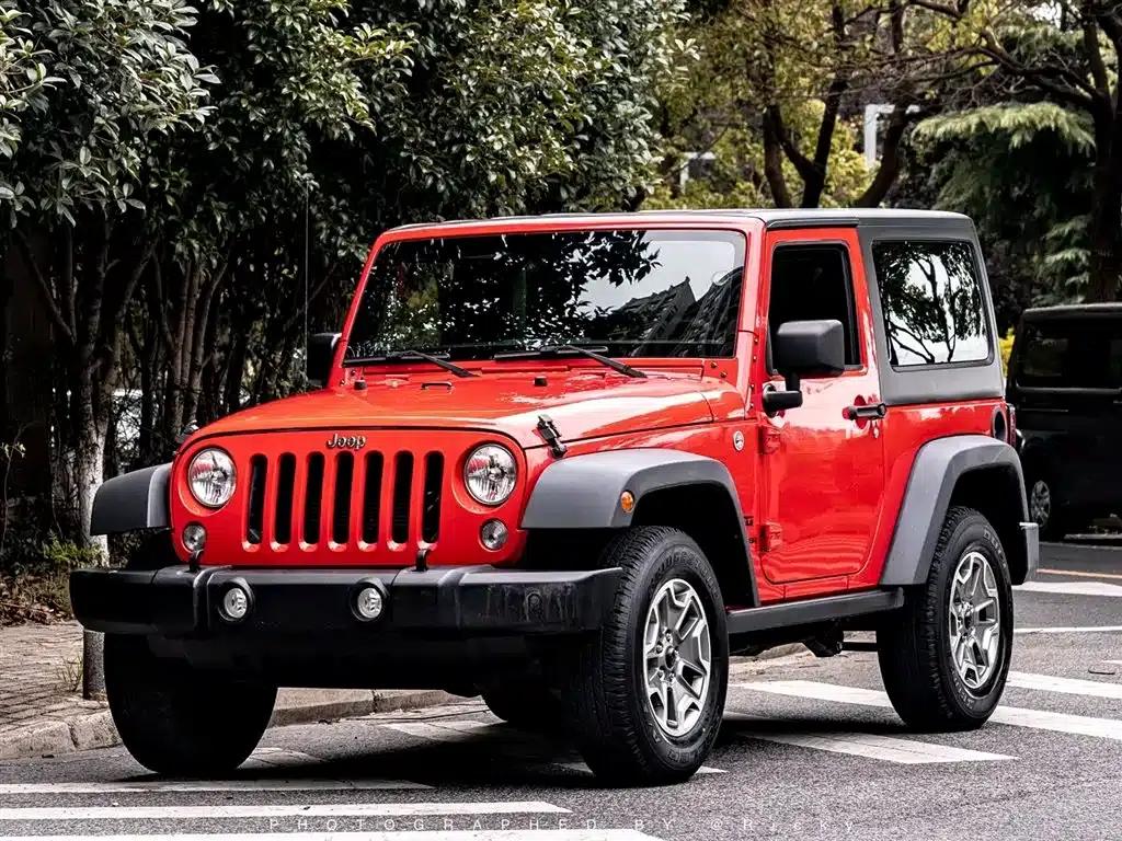 2016 Jeep Wrangler 3.6L US Spec — миниатюра 1