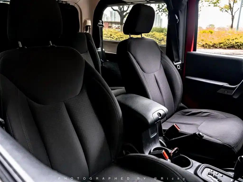 2016 Jeep Wrangler 3.6L US Spec — миниатюра 8