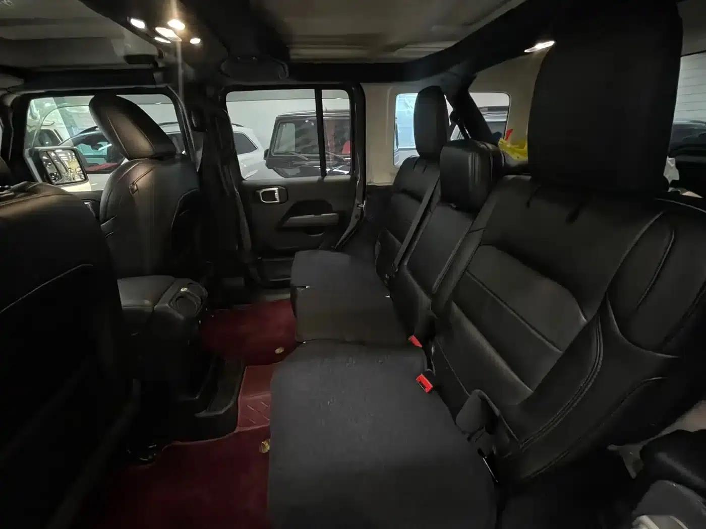 2022 Jeep Wrangler 2.0T Highland 4-Door — миниатюра 15