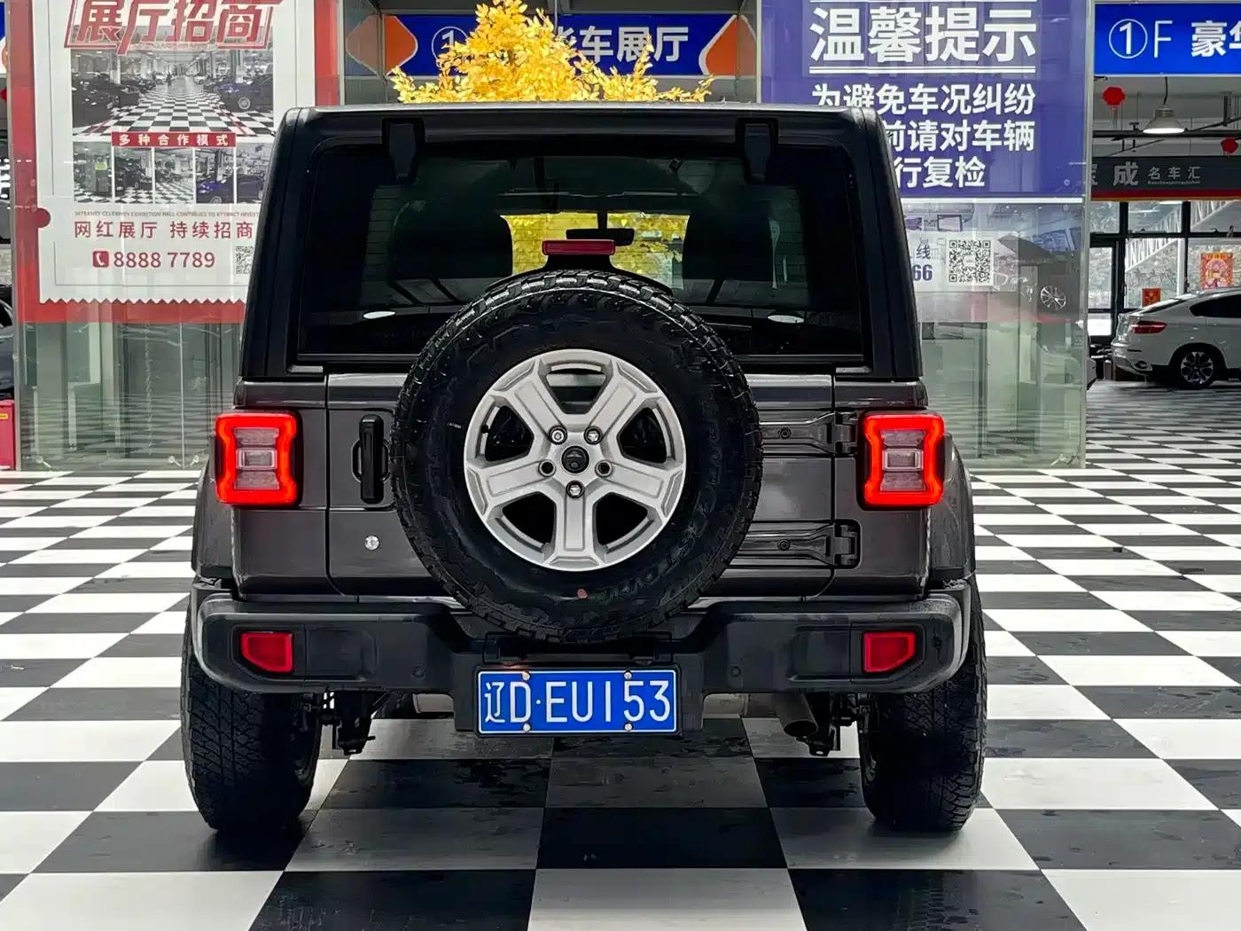 2019 Jeep Wrangler 2.0T Sahara 4-Door Version (China V Emission Standard) — миниатюра 4