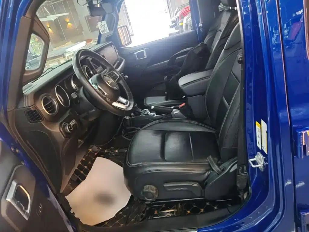 2018 Jeep Wrangler 2.0T Sahara 4-Door — миниатюра 15