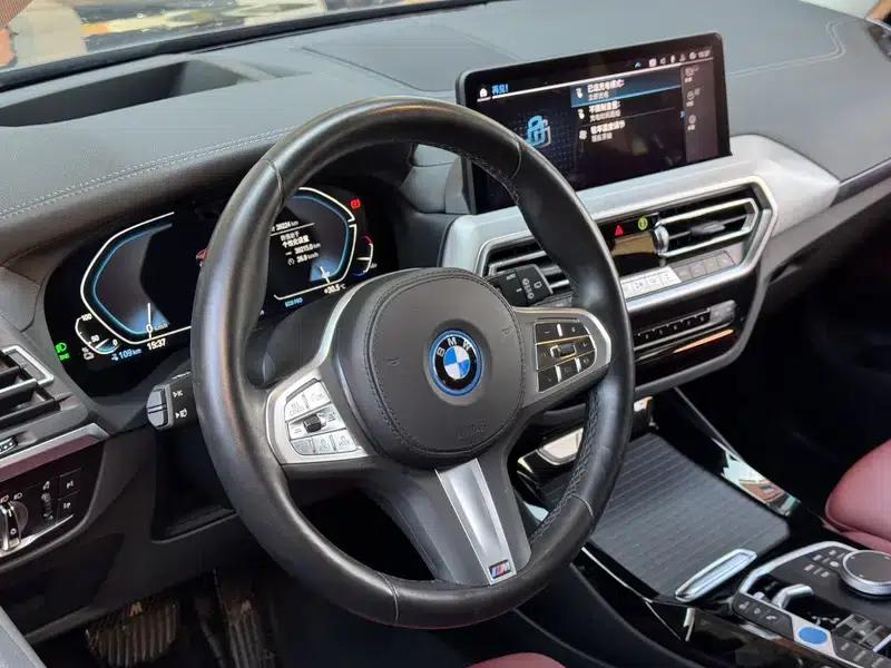 BMW iX3 2023 Leading Edition — миниатюра 17