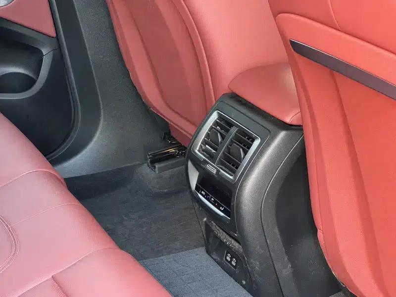 BMW iX3 2023 Leading Edition — миниатюра 24