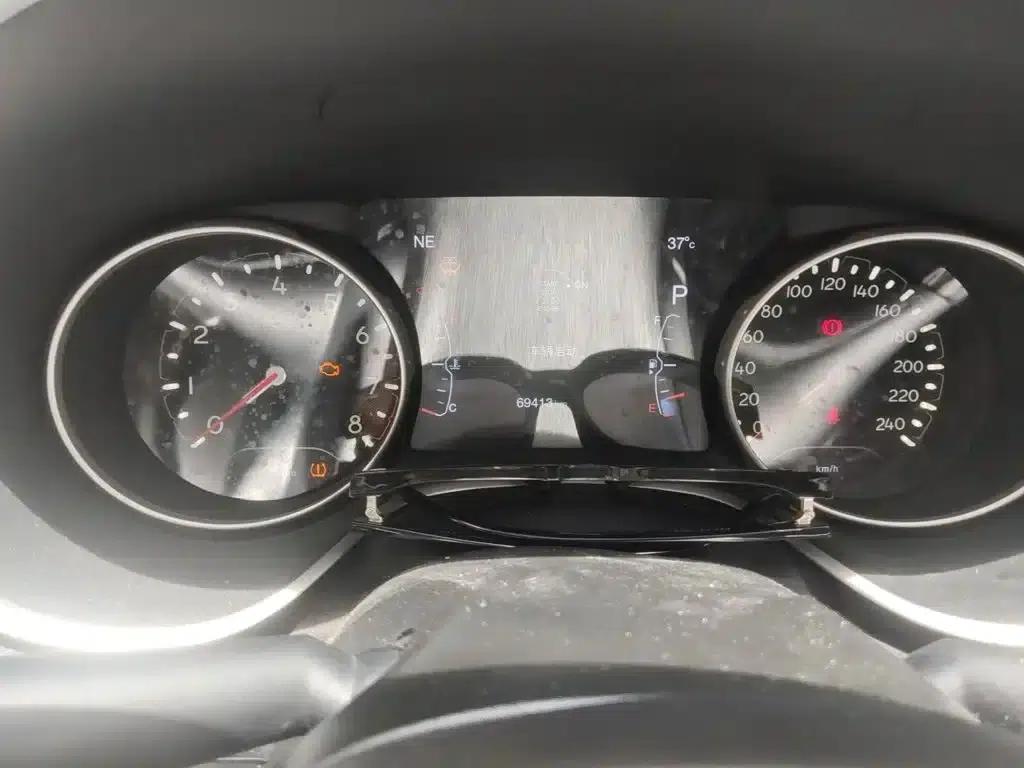 Compass 2017 200T Automatic Family Edition — миниатюра 12