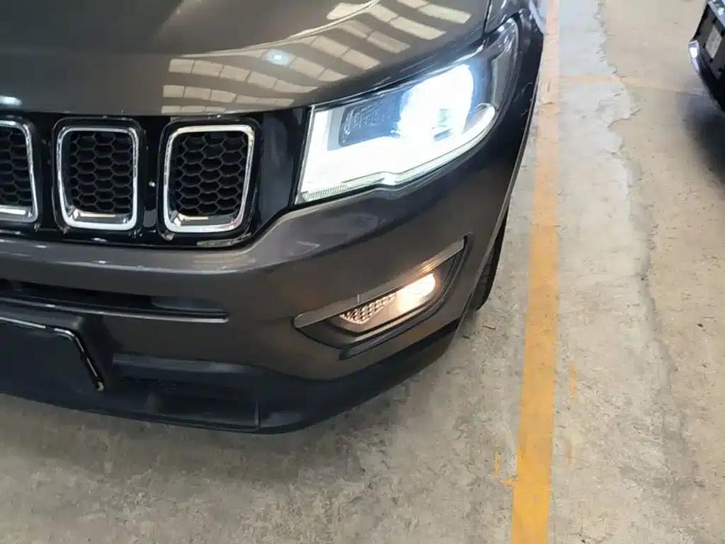 Jeep Compass 2019 220T Automatic Family Edition — миниатюра 24