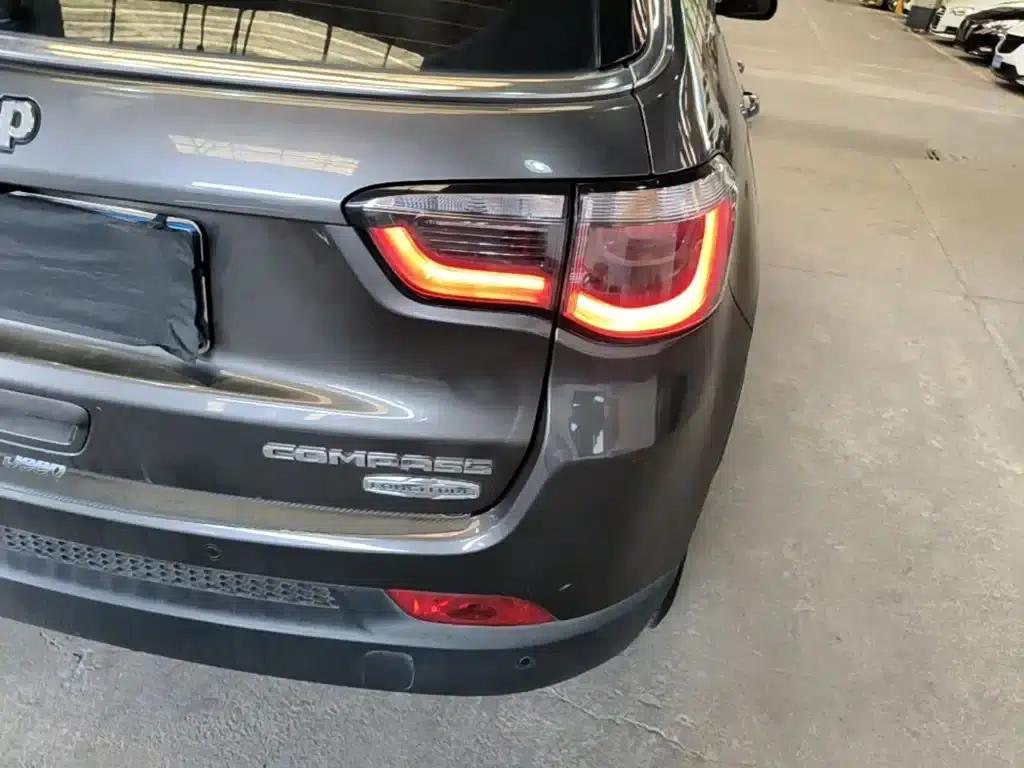 Jeep Compass 2019 220T Automatic Family Edition — миниатюра 8