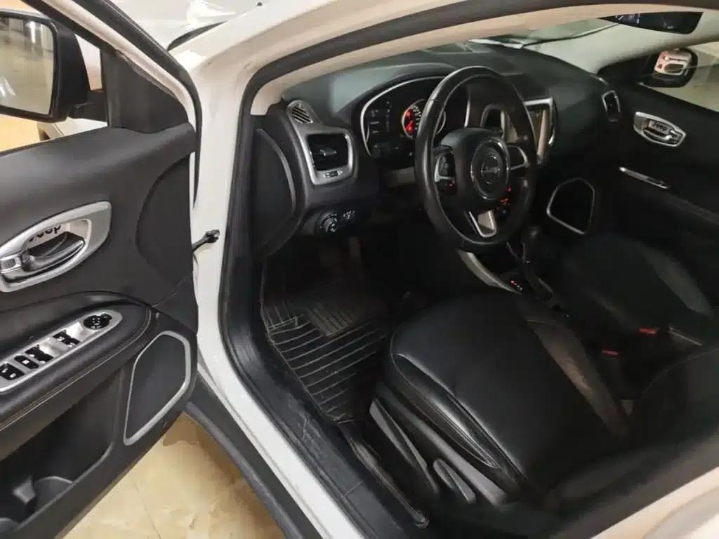 Compass 2017 200T Automatic Family Edition — миниатюра 16